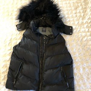 Gap Puffer Vest